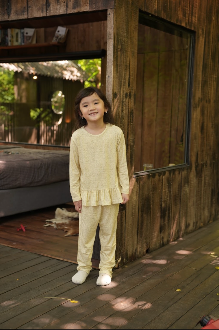 Ottie & Ollie Ruffle Pyjamas Set in Quiet Bloom