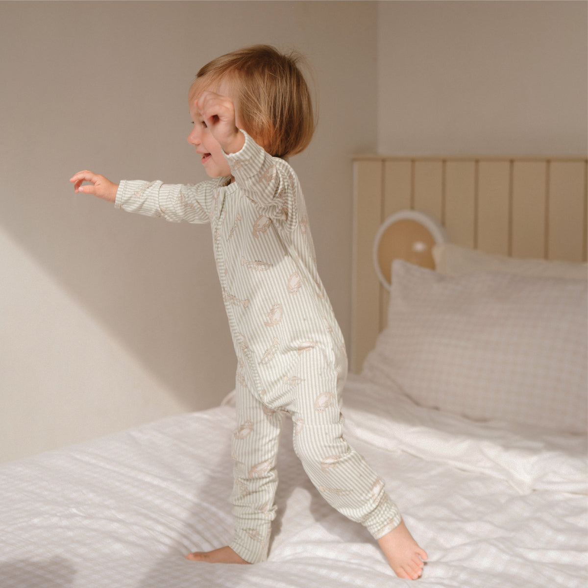 Ottie & Ollie Sleepsuit in Little Symphony