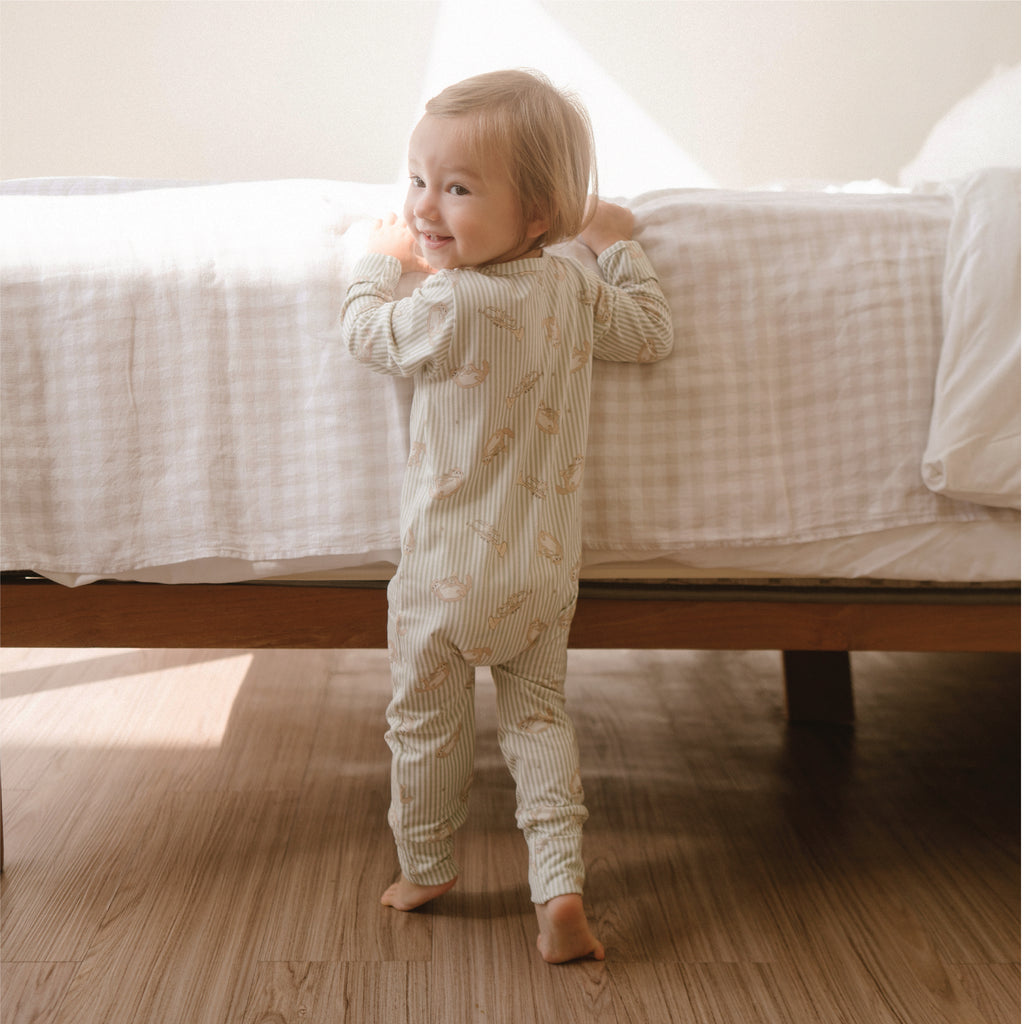 Ottie & Ollie Sleepsuit in Little Symphony