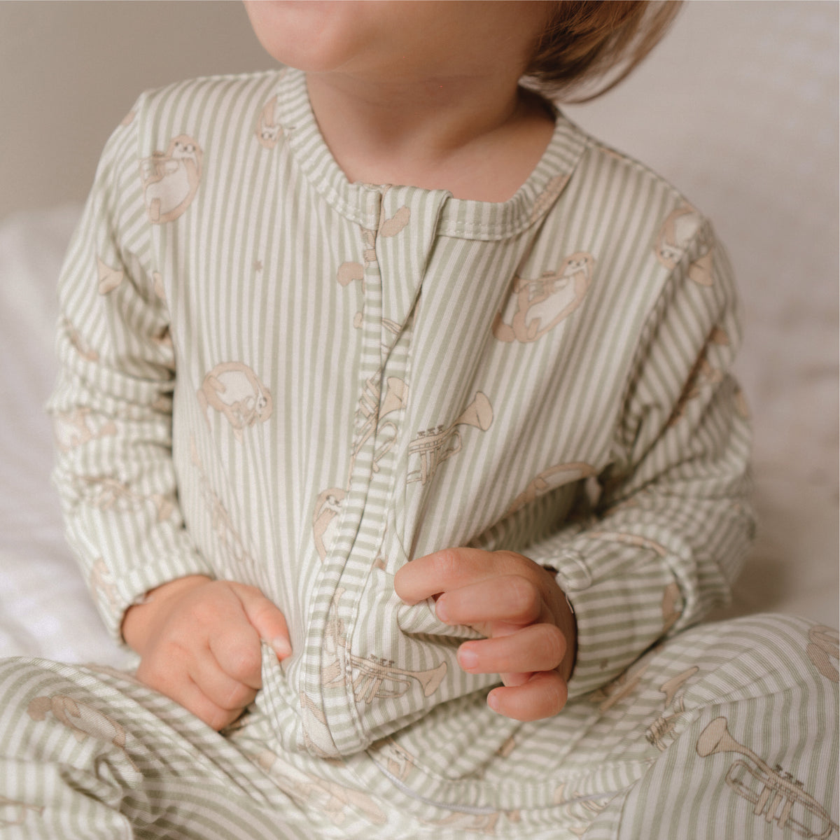 Ottie & Ollie Sleepsuit in Little Symphony